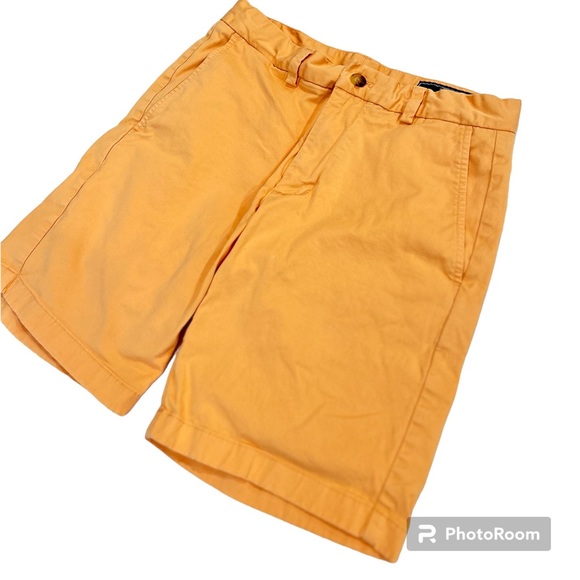 EUC Men’s Vineyard Vines cotton twill Breaker Short - Picture 1 of 3